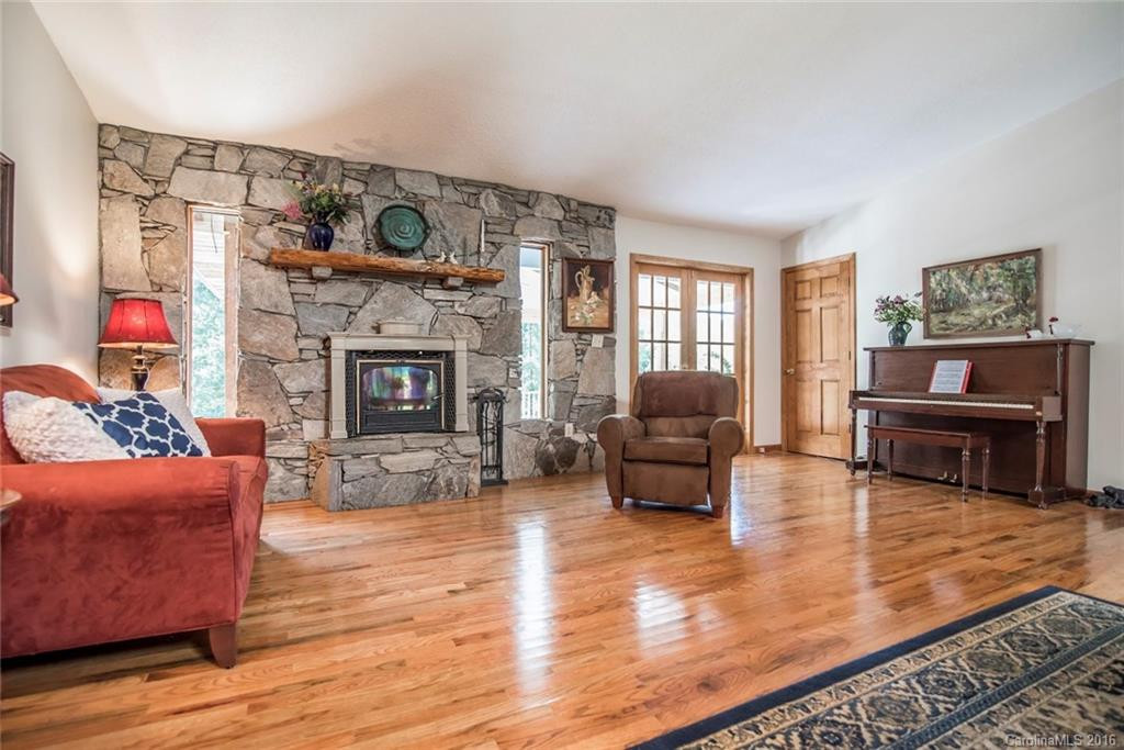 278 Laurel Ridge Drive - Photo 5