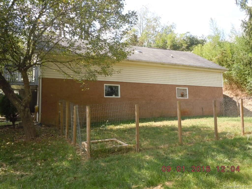 10 Mitchell Street - Photo 2