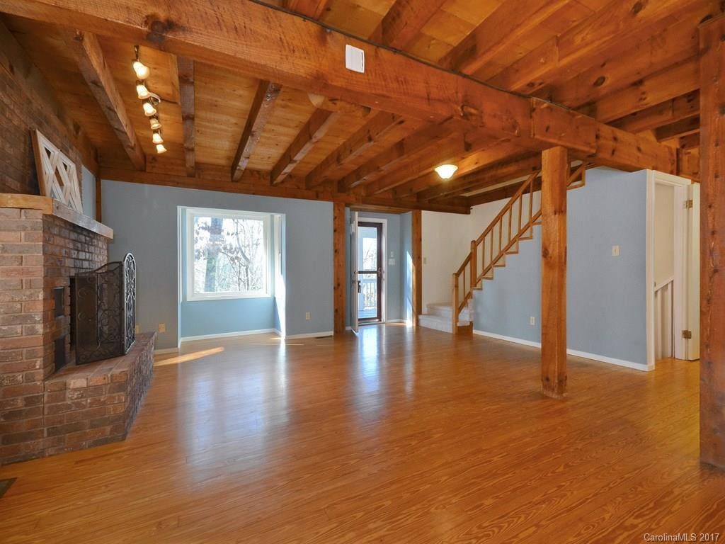 7 Maplewood Road - Photo 4