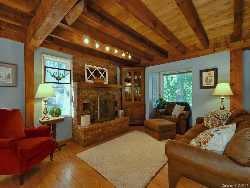 7 Maplewood Road - Photo 5