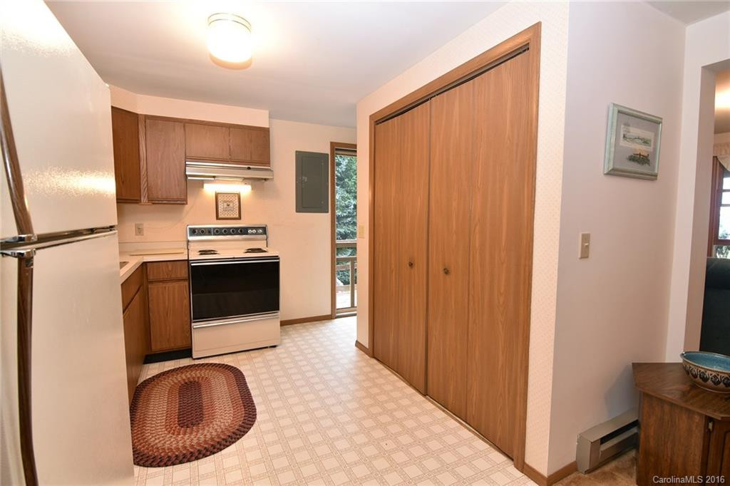 844 Rough Knob Road - Photo 11