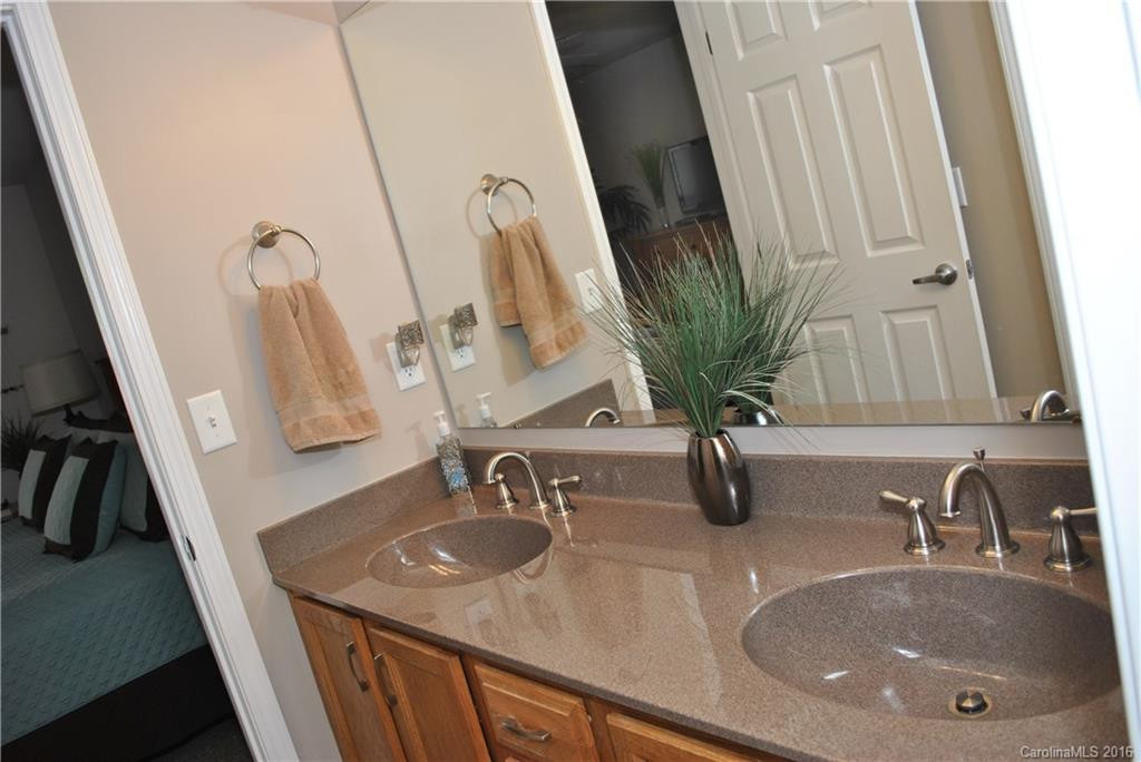 70 Farington Circle #103 - Photo 11