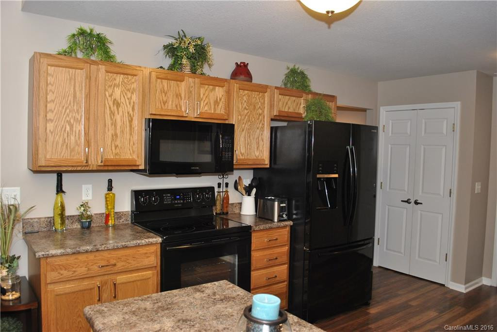 70 Farington Circle #103 - Photo 13