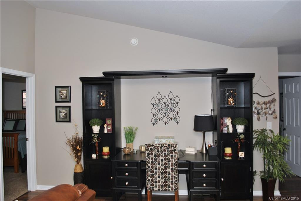70 Farington Circle #103 - Photo 7
