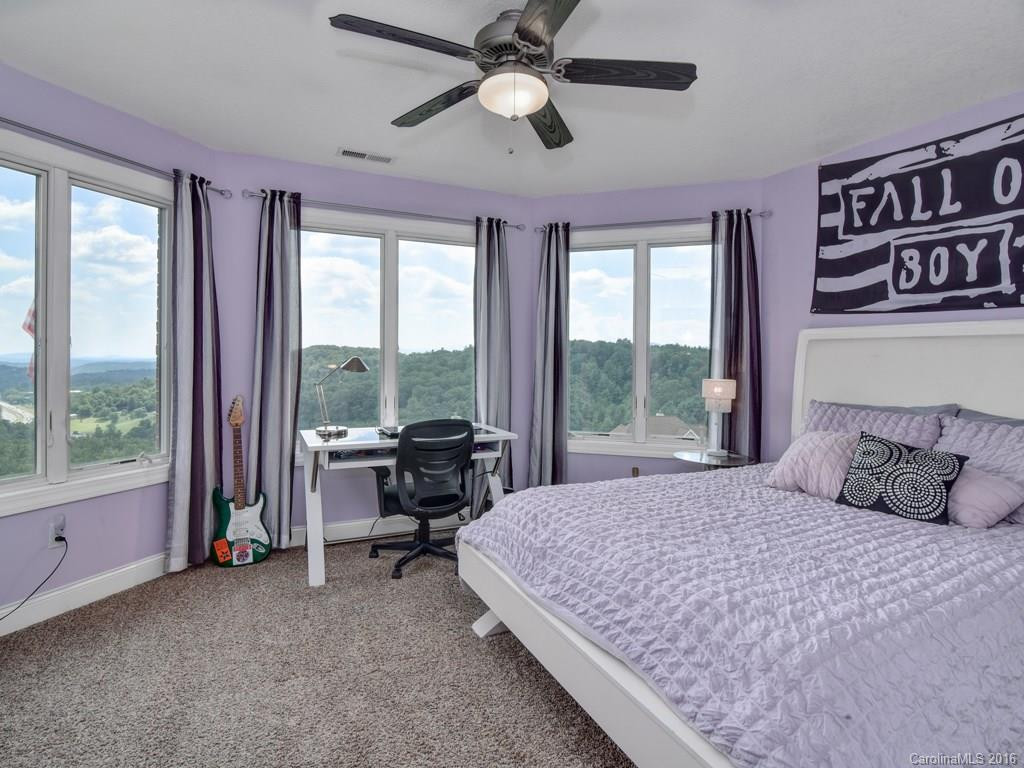 153 Mills Place - Photo 15