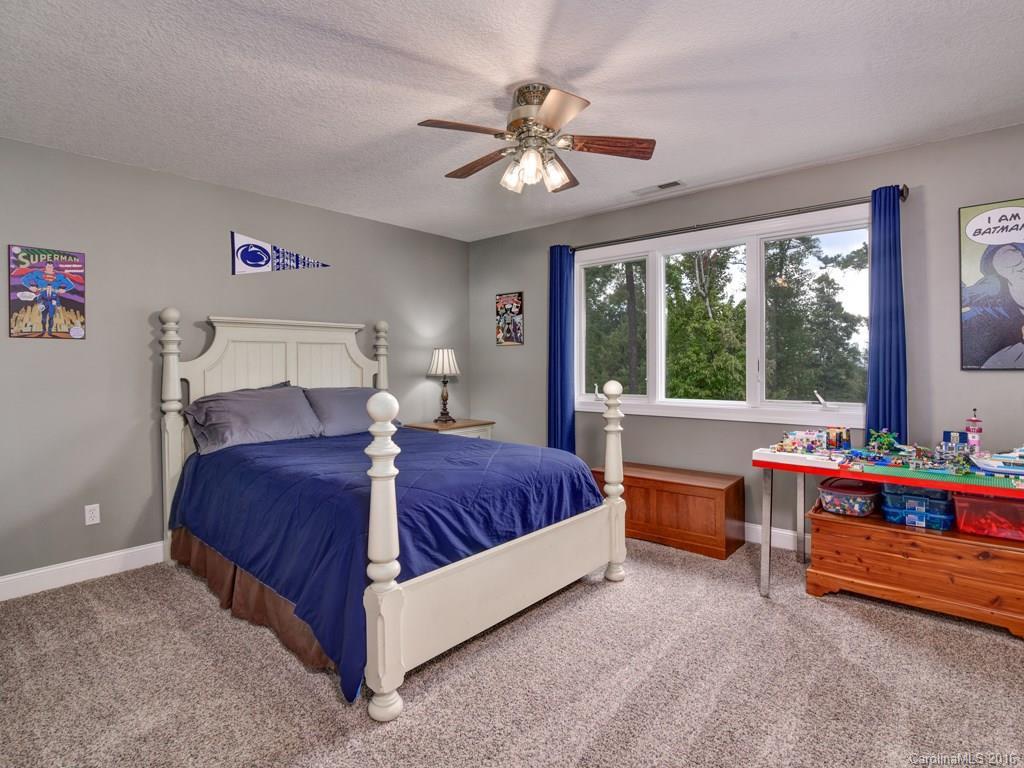 153 Mills Place - Photo 16