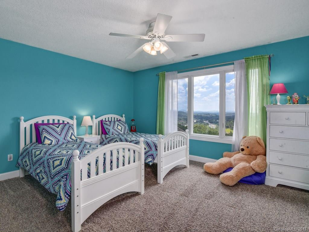 153 Mills Place - Photo 17