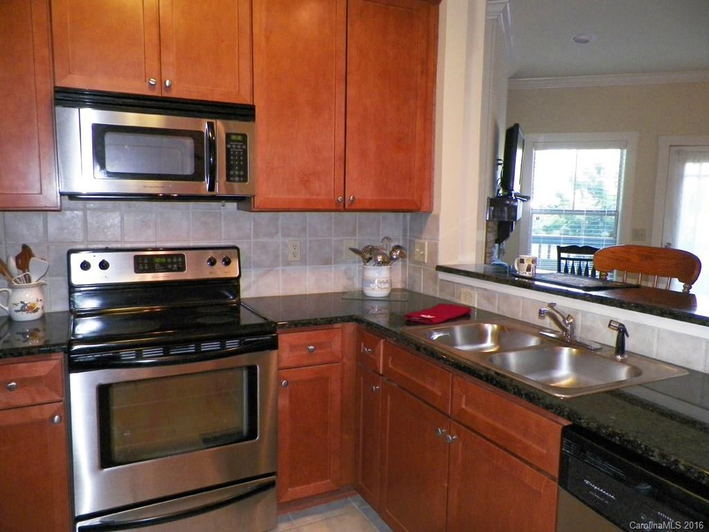 9 Kenilworth Knoll #114 - Photo 3