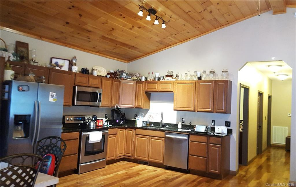 192 Rainbo Drive - Photo 10