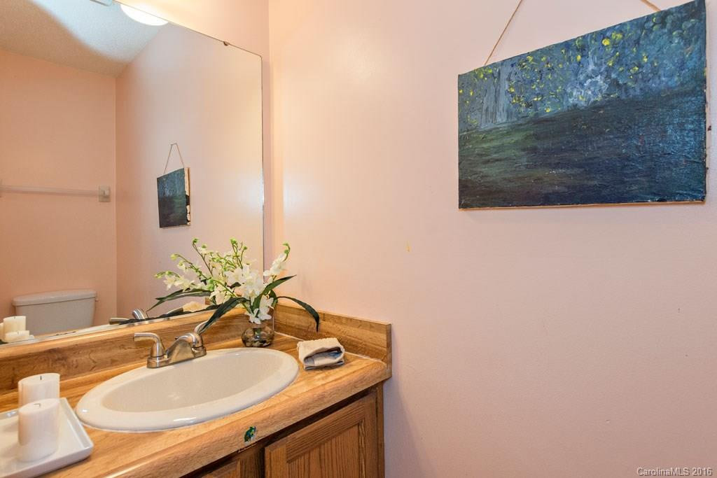 14 Stephanie Lane - Photo 13