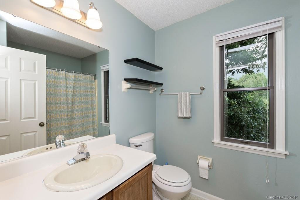 14 Stephanie Lane - Photo 15
