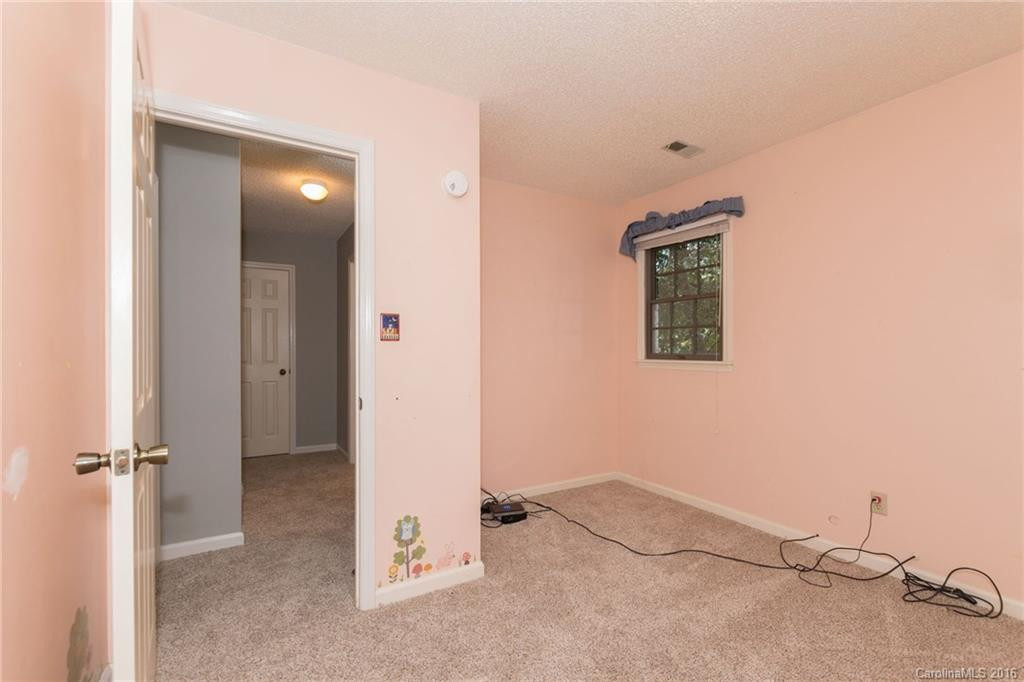 14 Stephanie Lane - Photo 19
