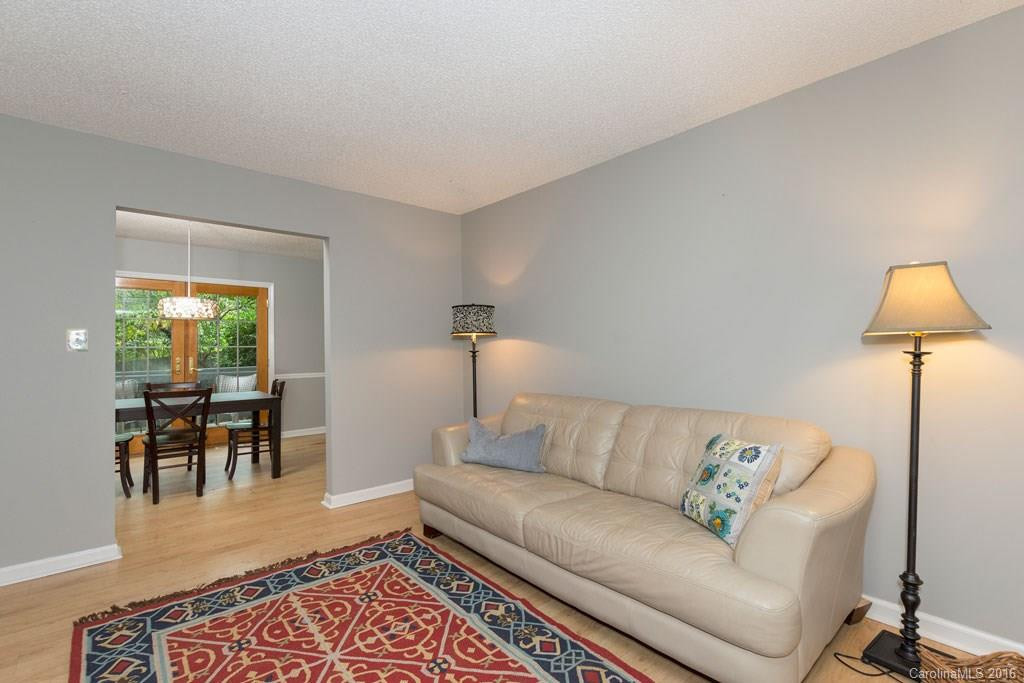 14 Stephanie Lane - Photo 6