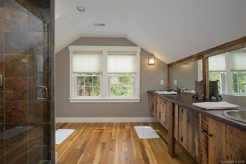 140 Lakeview Avenue - Photo 14