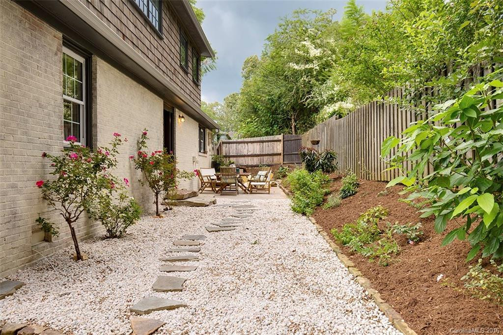 140 Lakeview Avenue - Photo 15