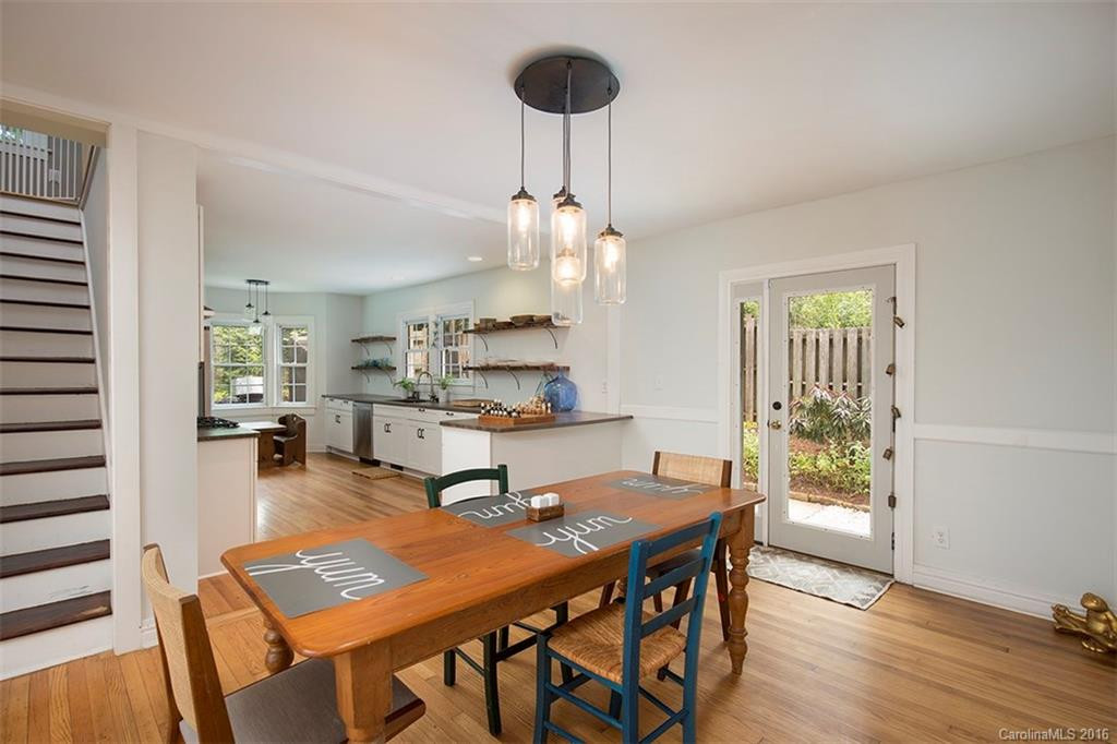 140 Lakeview Avenue - Photo 6