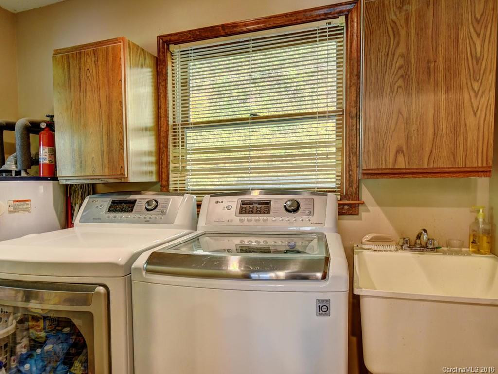 111 Far Side Way - Photo 14