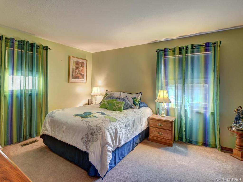 111 Far Side Way - Photo 15