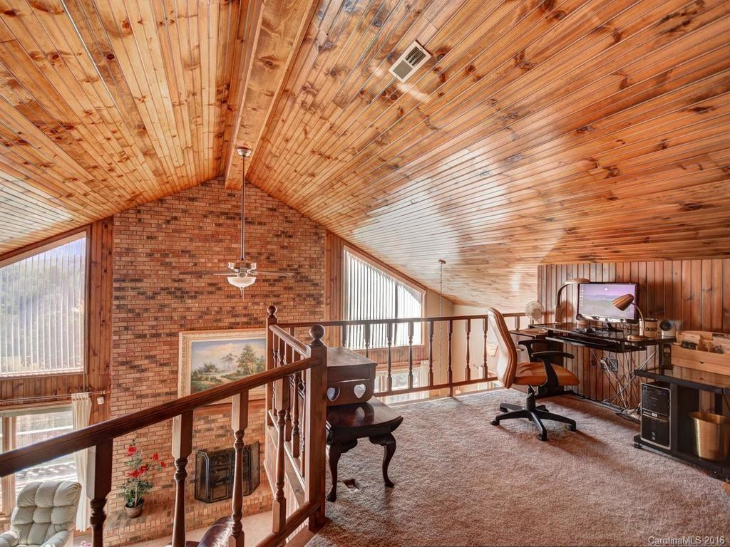 111 Far Side Way - Photo 17