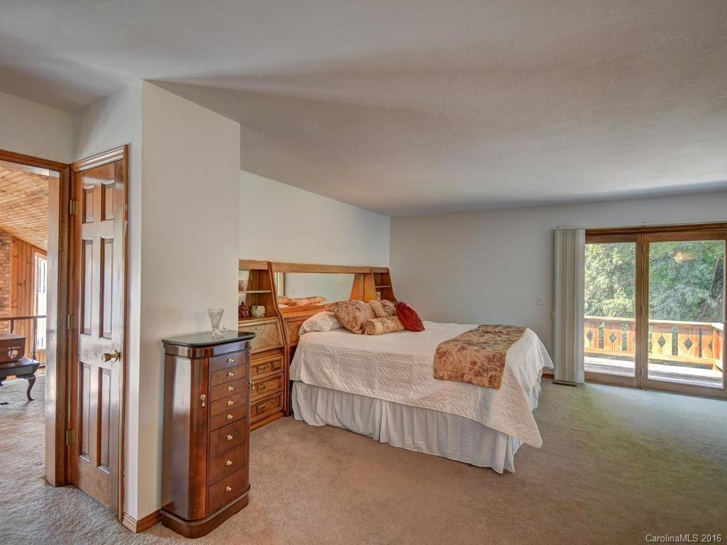 111 Far Side Way - Photo 18