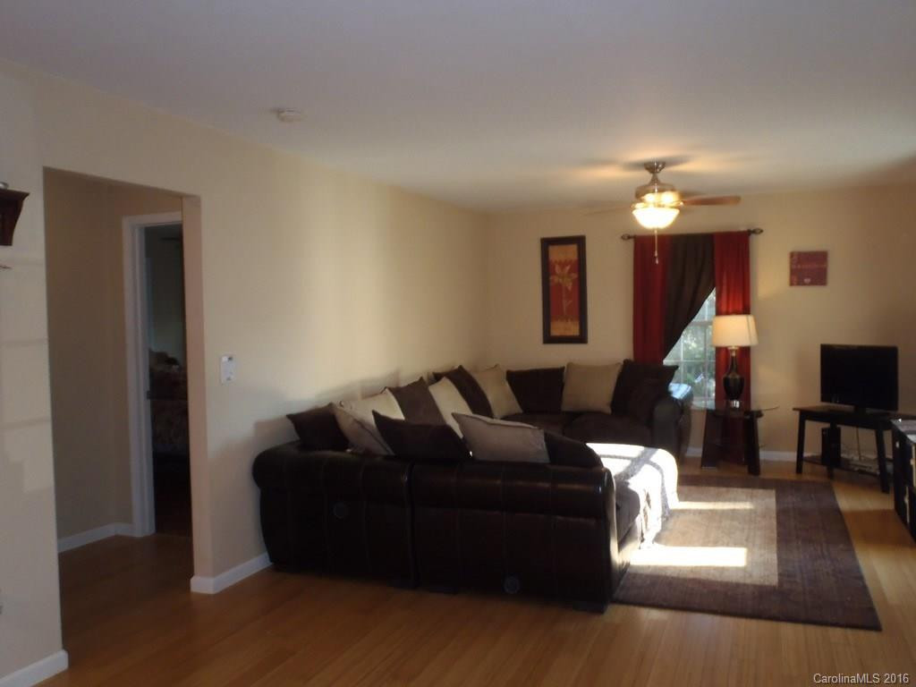 118 Sunset Street - Photo 9