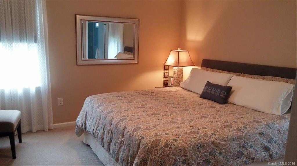 218 Blue Ridge Road - Photo 13