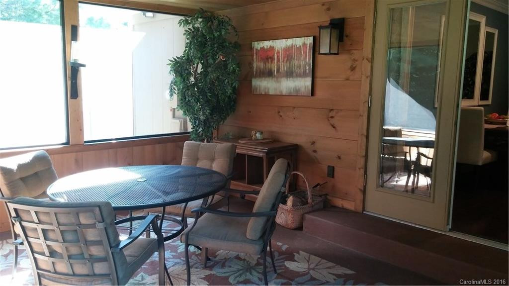 218 Blue Ridge Road - Photo 22