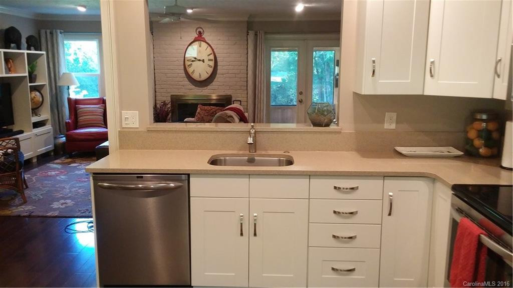 218 Blue Ridge Road - Photo 10
