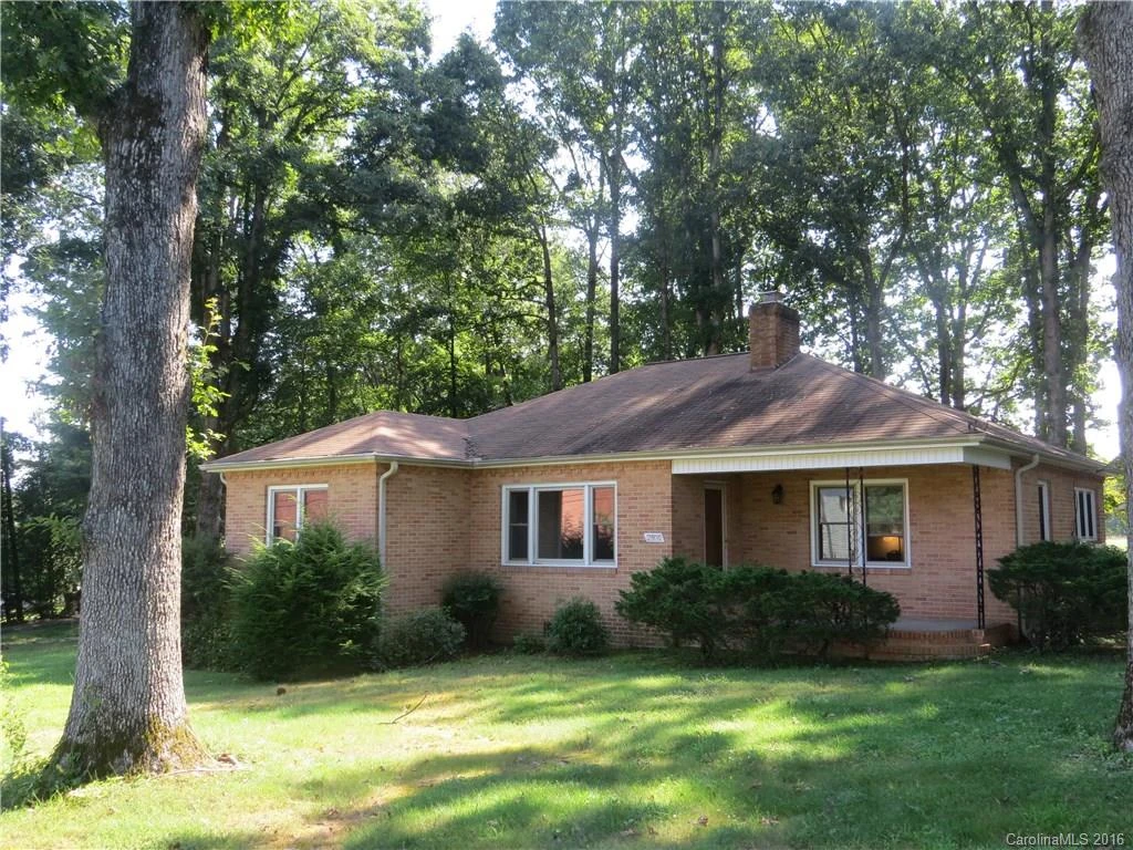 2506 Old Spartanburg Road