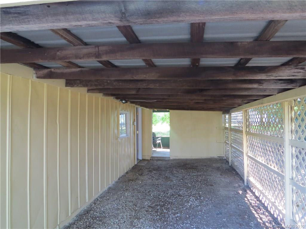 2506 Old Spartanburg Road - Photo 18