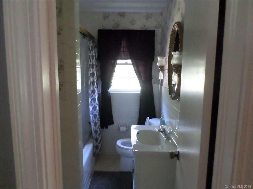 623 Higate Road - Photo 12