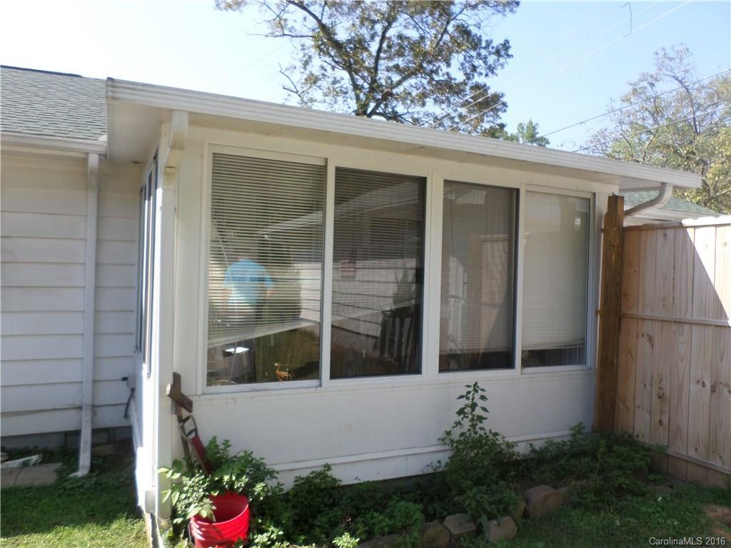 623 Higate Road - Photo 15