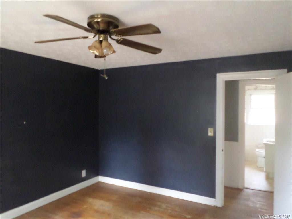 623 Higate Road - Photo 7
