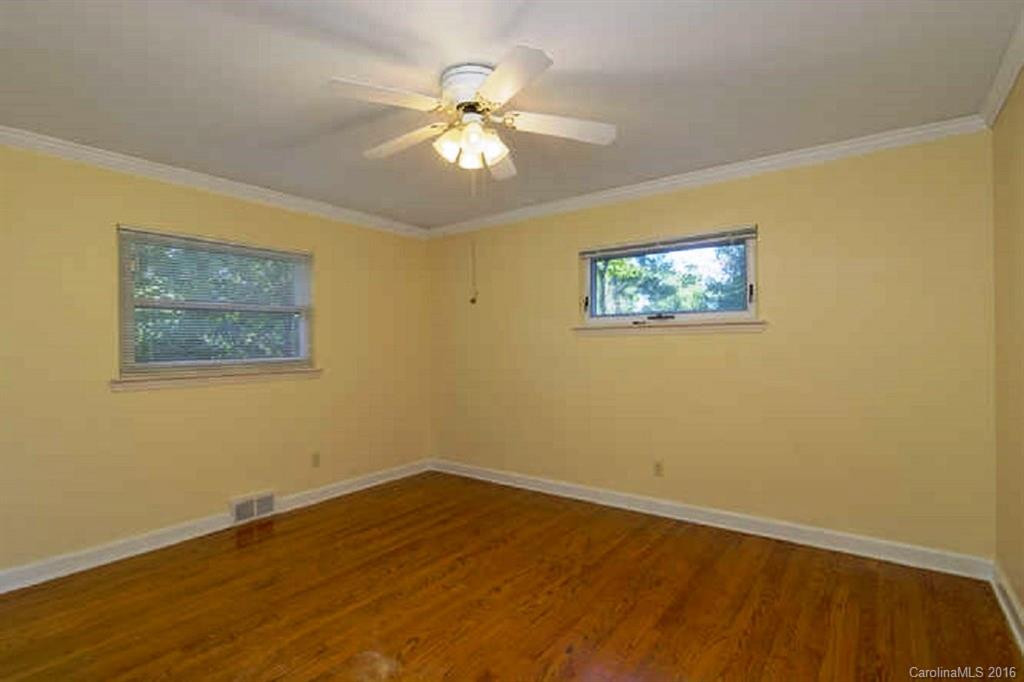 18 Robinhood Road - Photo 12