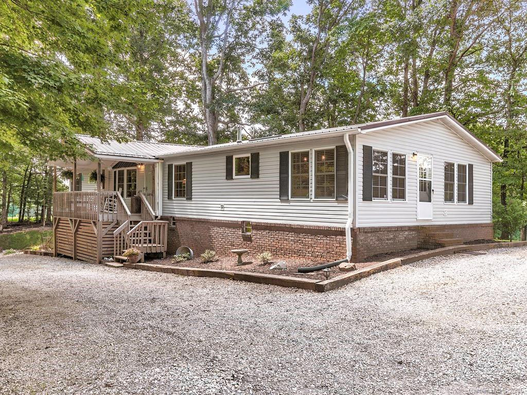 53 Mill Knob Drive