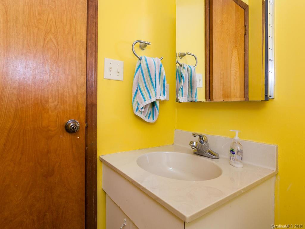 120 Walnut Street - Photo 16