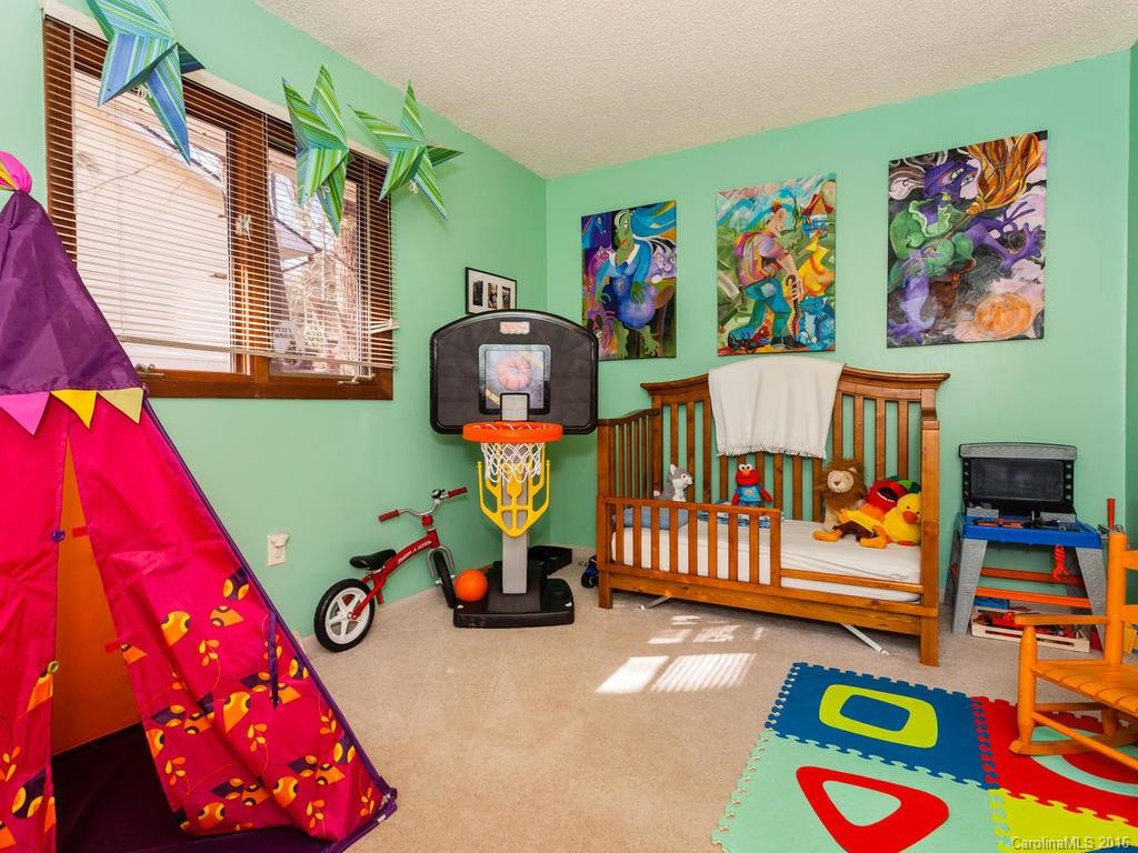 120 Walnut Street - Photo 9