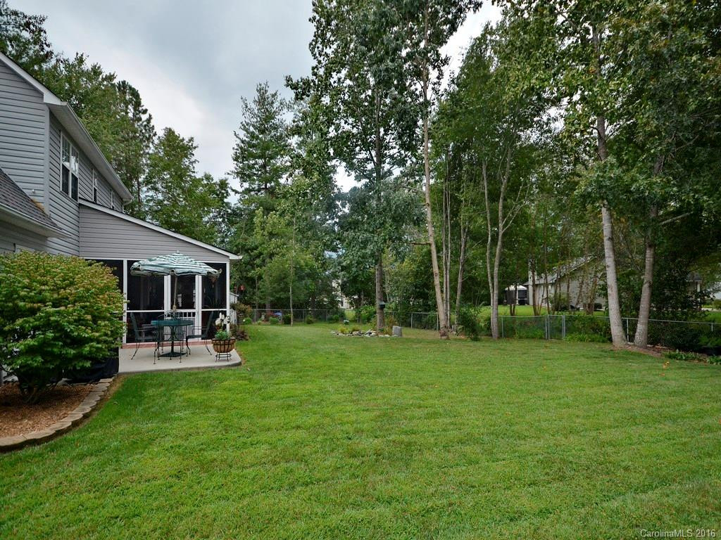 1215 Pebble Lane - Photo 22