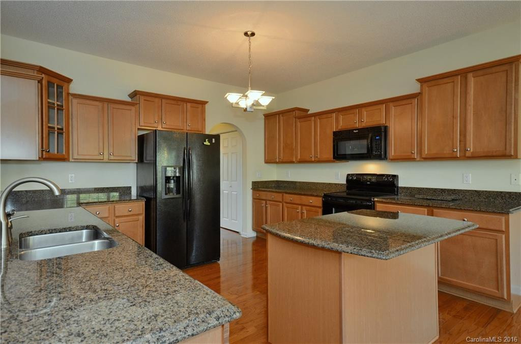 237 Midway Crossing - Photo 4