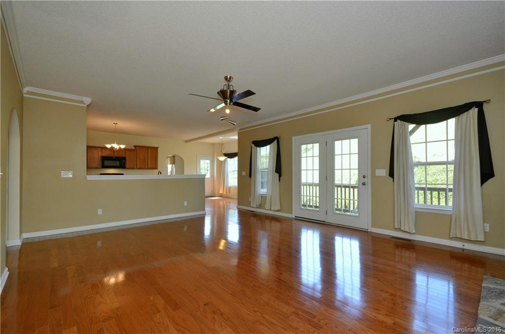 237 Midway Crossing - Photo 7
