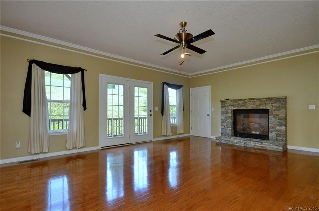 237 Midway Crossing - Photo 8
