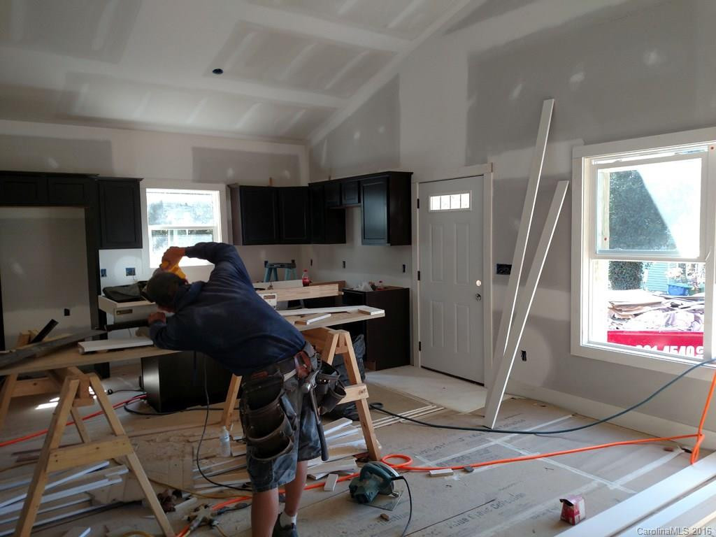 140 Liberty Street - Photo 4