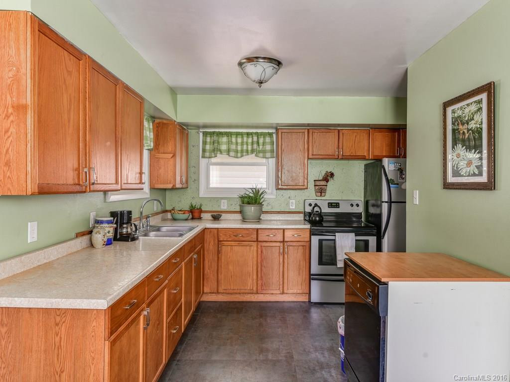 159 Davenport Road - Photo 8