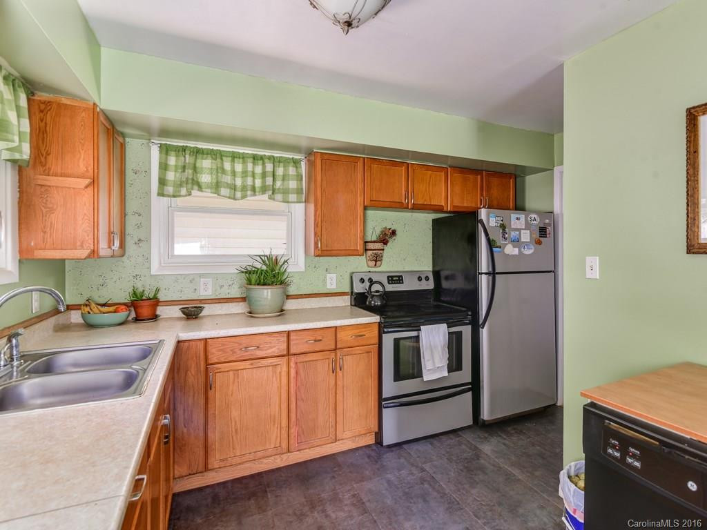 159 Davenport Road - Photo 9