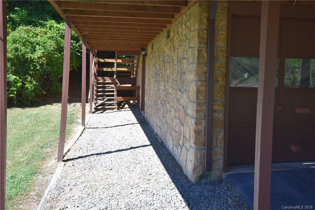 36 Crystalwood Lane - Photo 15