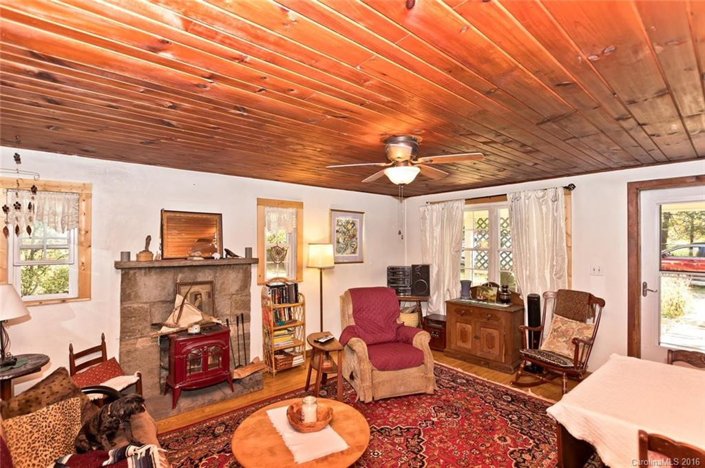 17 Lewis Higgins Drive #3 - Photo 2