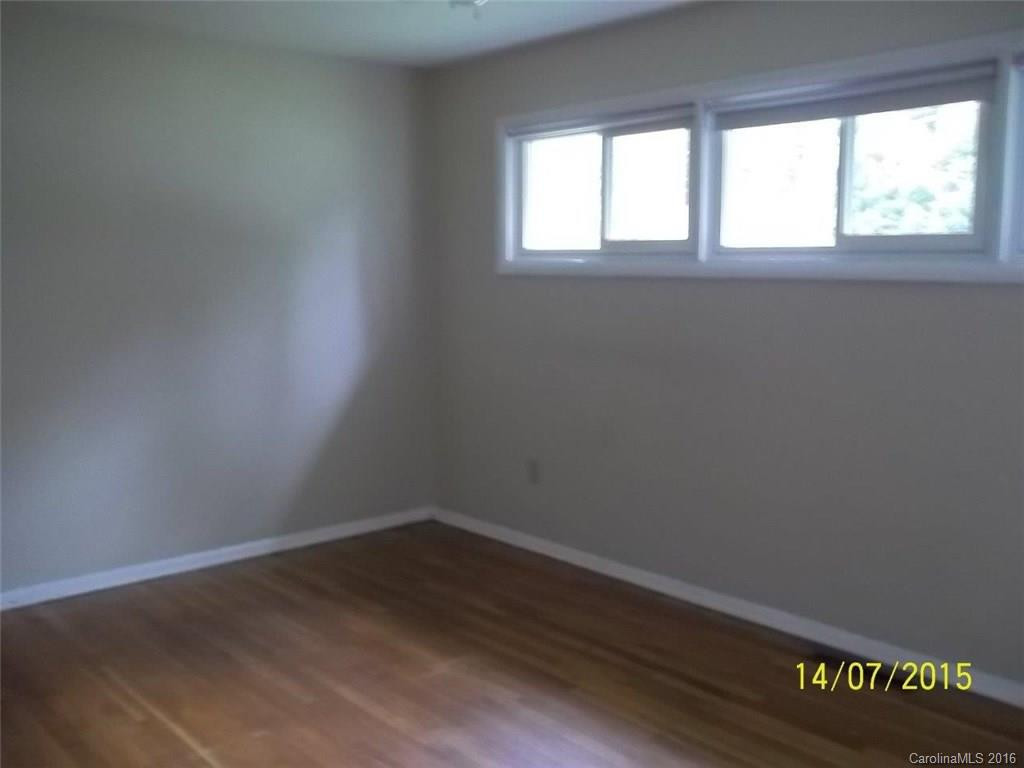 274 East Street - Photo 5