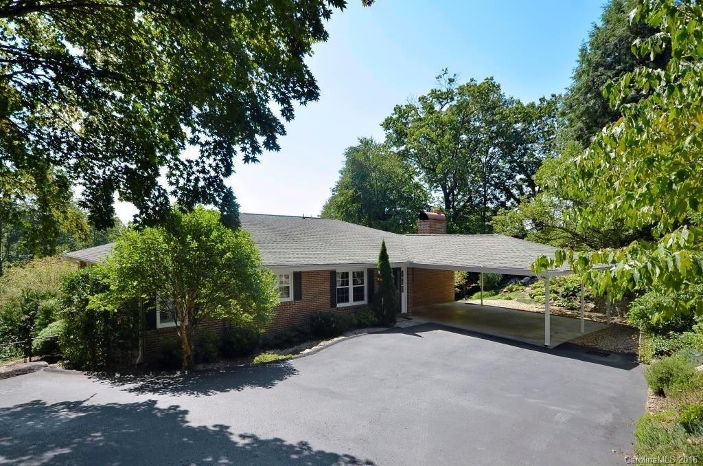 140 South Drive - Photo 2