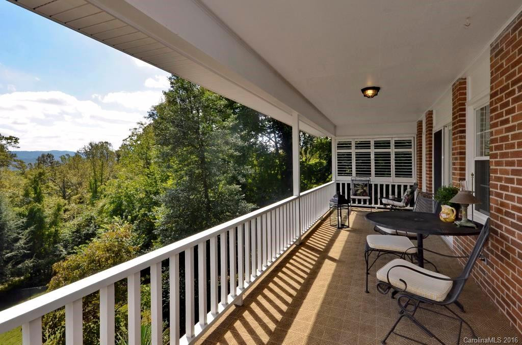 140 South Drive - Photo 8