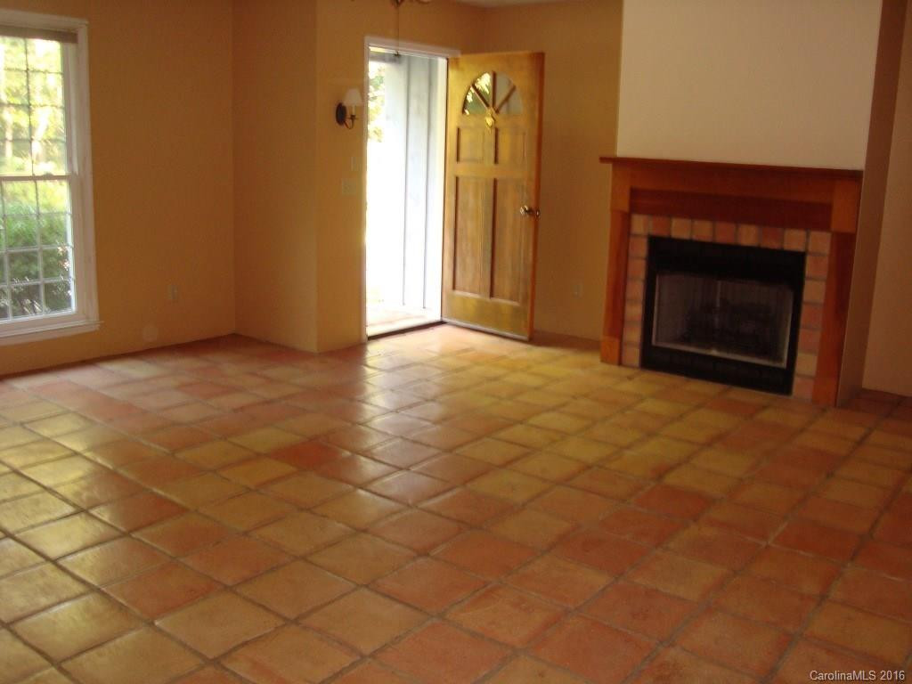 96 Tate Lane - Photo 3
